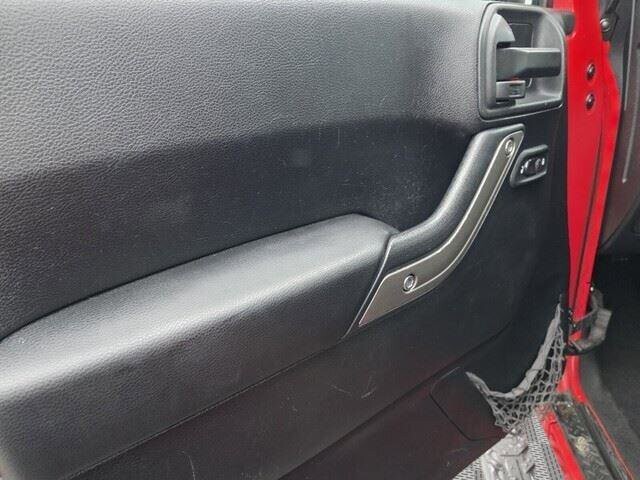 2014 Jeep Wrangler in Mesa, AZ 85212 - 18070022 17