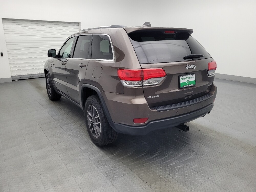 2019 Jeep Grand Cherokee in Jacksonville, FL 32210 - 18070037 5