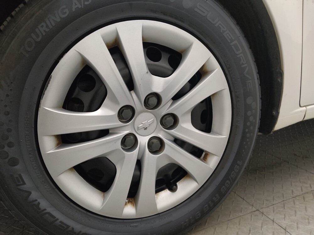 2020 Chevrolet Sonic in Jacksonville, FL 32210 - 18070048 31