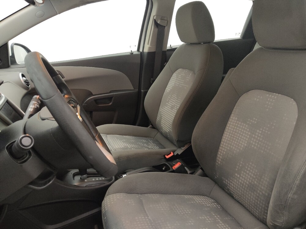 2020 Chevrolet Sonic in Jacksonville, FL 32210 - 18070048 17