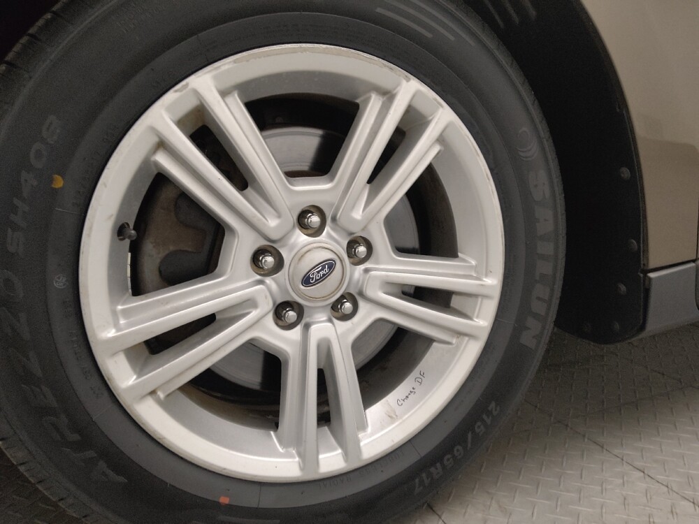 2015 Ford Taurus in Ocala, FL 34471 - 18070051 31