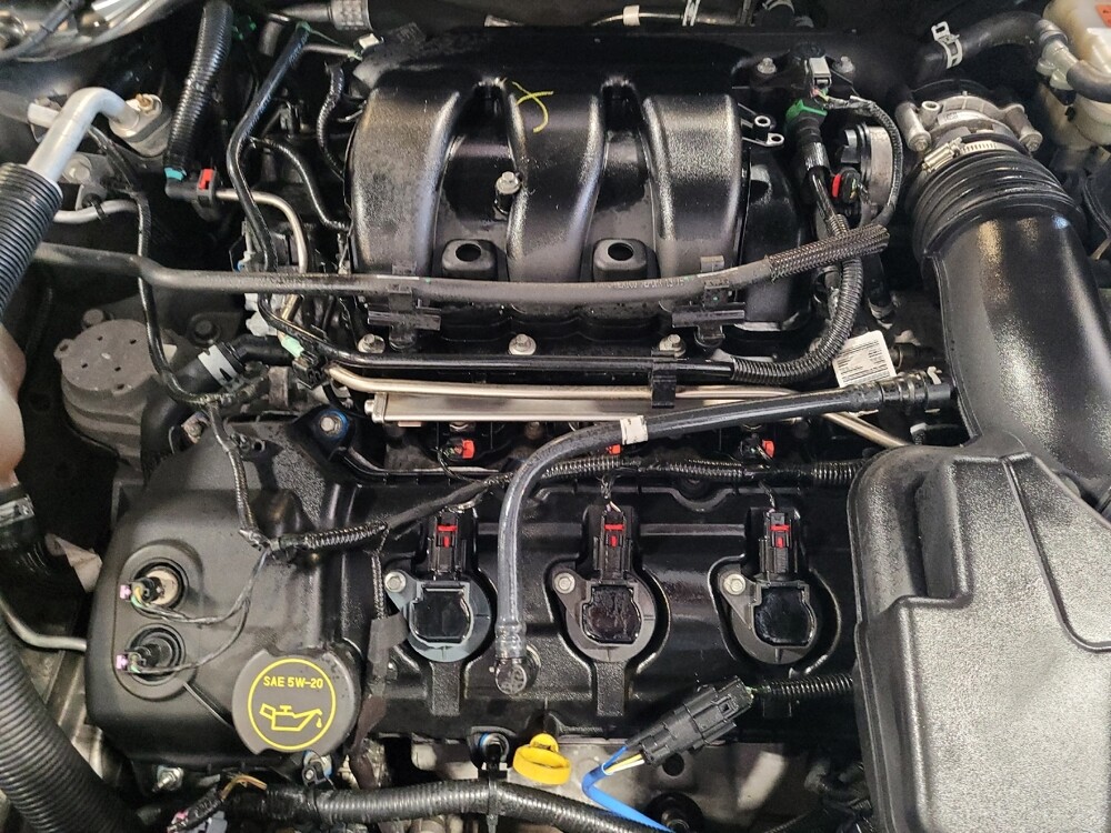 2015 Ford Taurus in Ocala, FL 34471 - 18070051 30