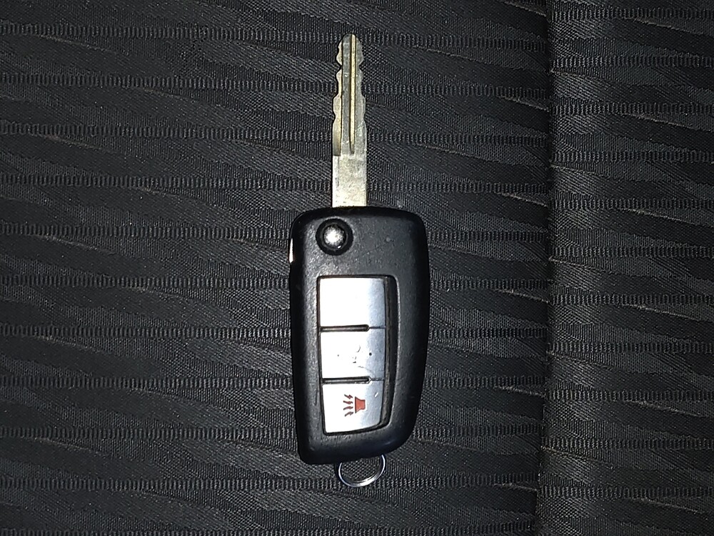 2020 Nissan Rogue in Jacksonville, FL 32210 - 18070062 32