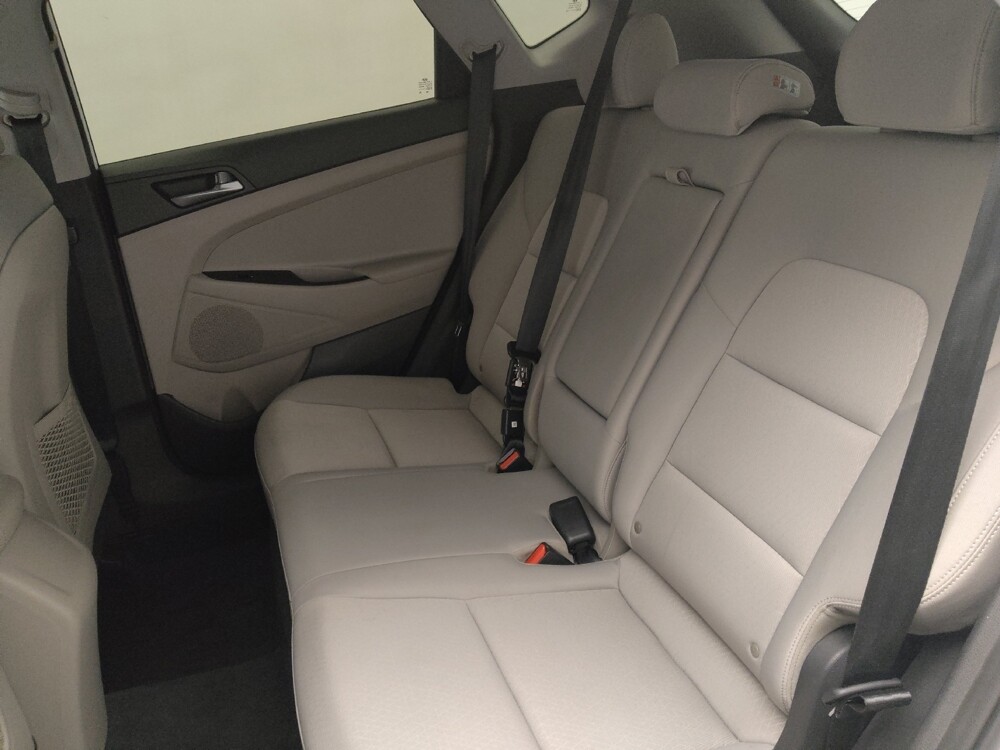 2017 Hyundai Tucson in Savannah, GA 31419 - 18070063 18