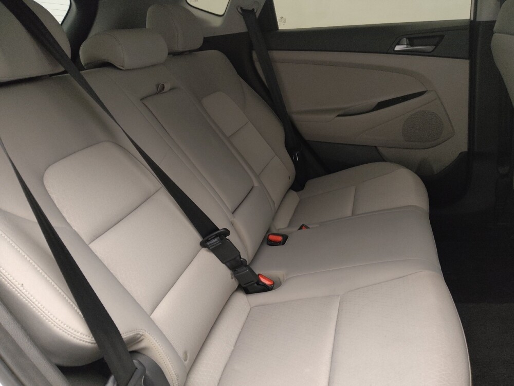 2017 Hyundai Tucson in Savannah, GA 31419 - 18070063 19