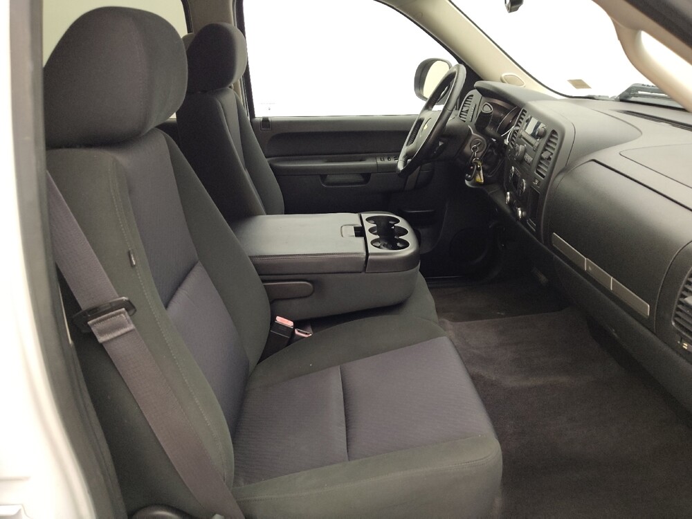 2013 Chevrolet Silverado 1500 in Houston, TX 77060 - 18070079 21