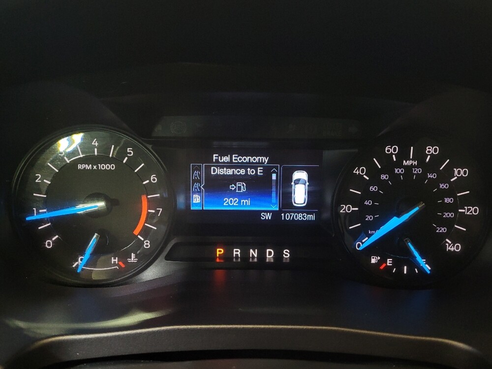 2017 Ford Explorer in Toledo, OH 43617 - 18070100 23