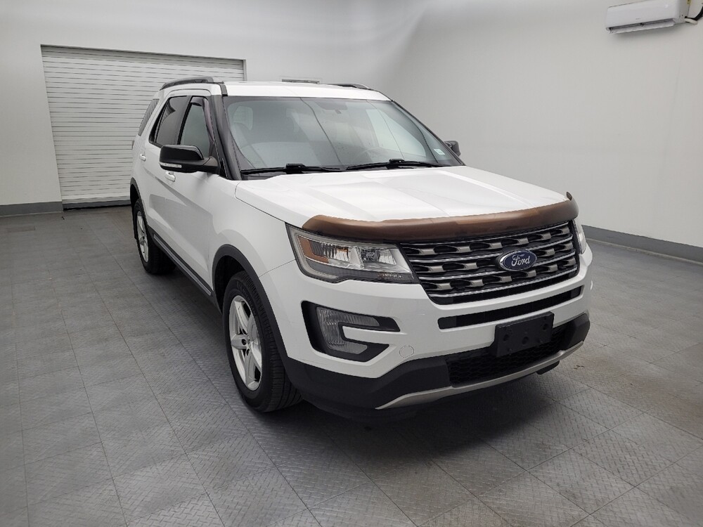 2017 Ford Explorer in Toledo, OH 43617 - 18070100 13