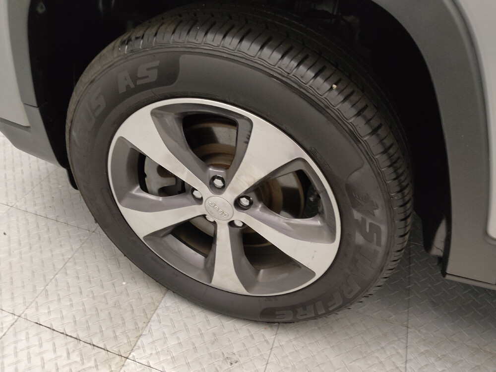 2019 Jeep Cherokee in Lombard, IL 60148 - 18070121 31