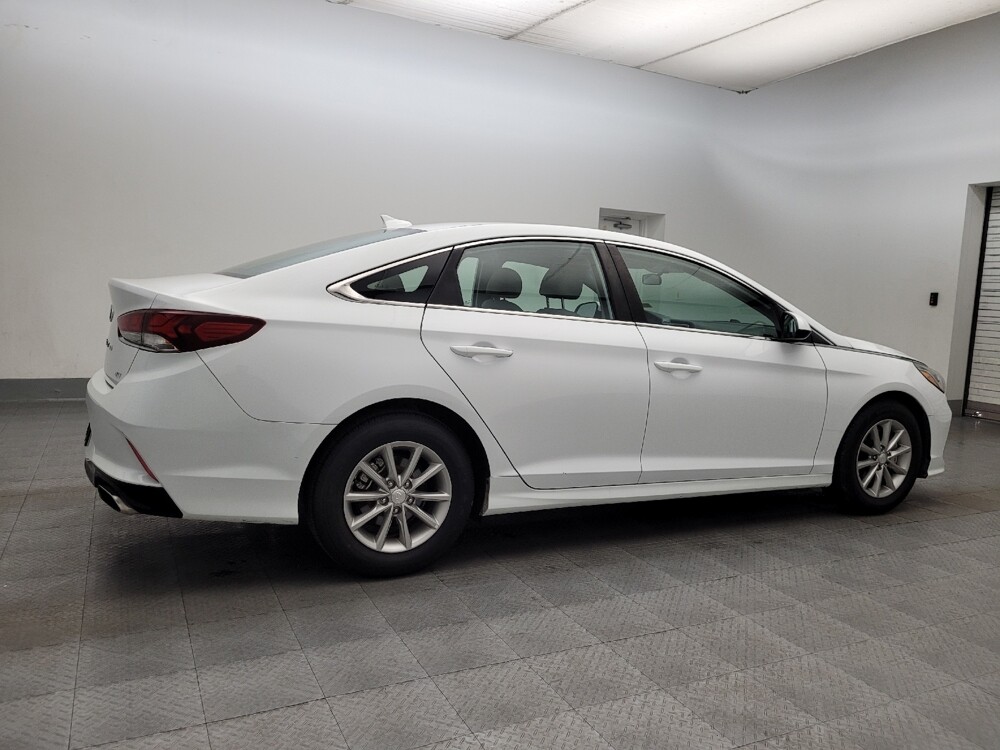 2018 Hyundai Sonata in Albuquerque, NM 87113 - 18070183 10