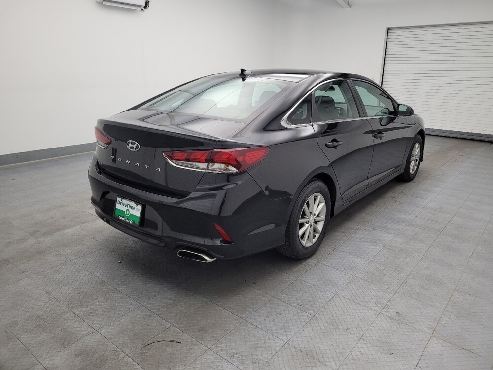 2019 Hyundai Sonata in Toledo, OH 43617 - 18070192 9