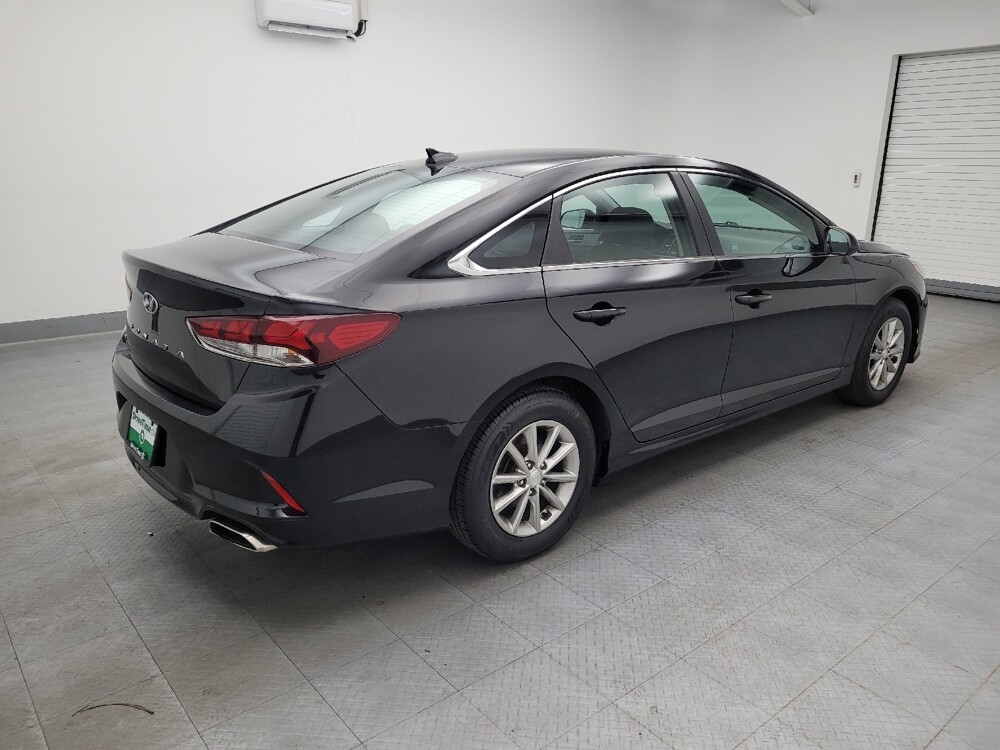 2019 Hyundai Sonata in Toledo, OH 43617 - 18070192 10