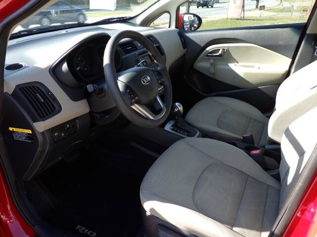 2015 Kia Rio in Flowery Branch, GA 30542 - 18070215 8