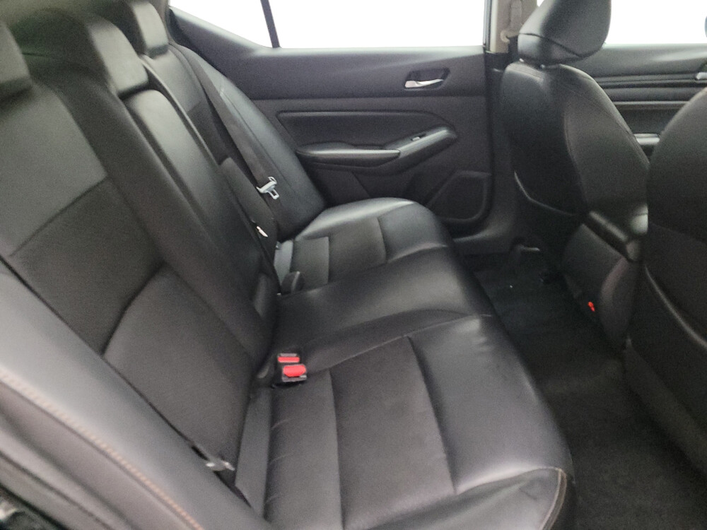 2019 Nissan Altima in Mesa, AZ 85210 - 18070234 19