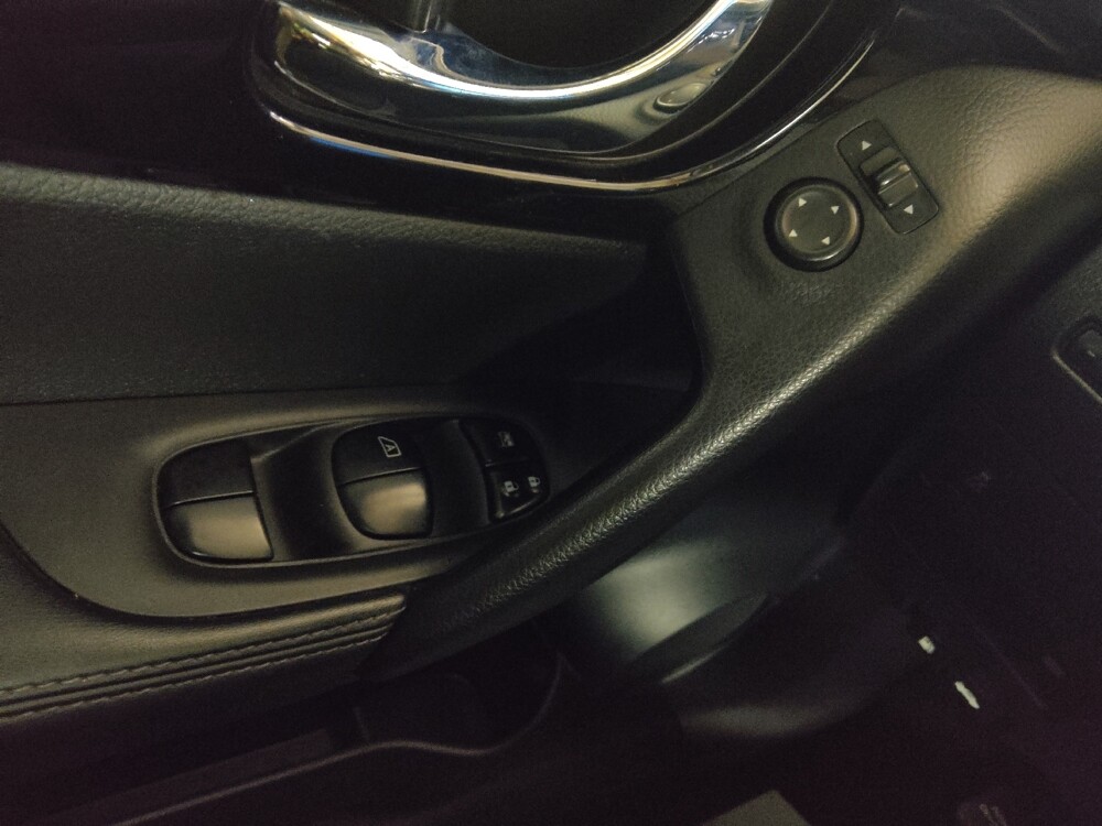 2018 Nissan Rogue Sport in Columbus, GA 31909 - 18070268 27