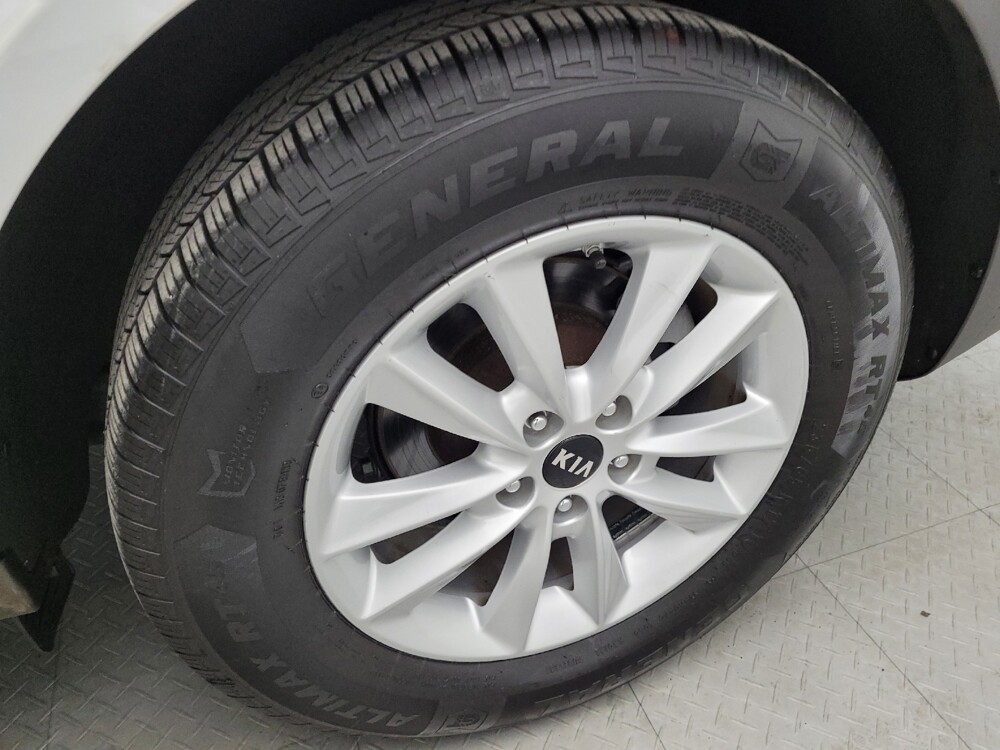 2020 Kia Sorento in Miamisburg, OH 45342 - 18070306 31