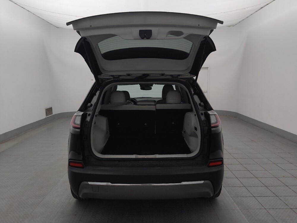 2019 Jeep Cherokee in Tampa, FL 33612 - 18070310 29