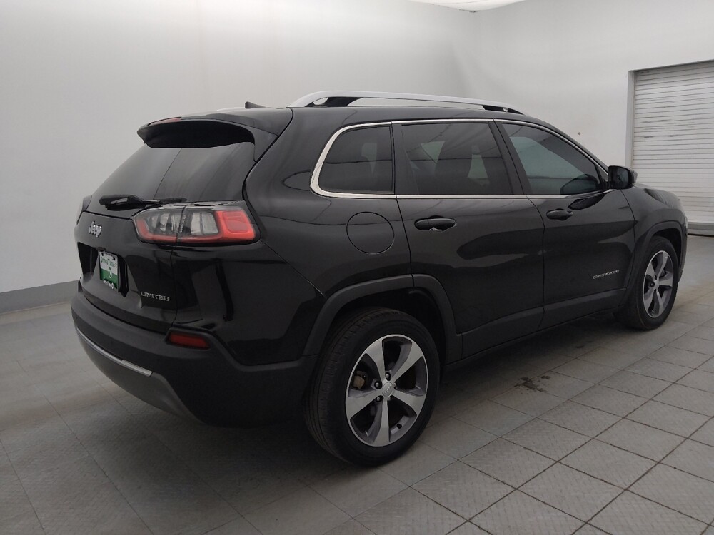 2019 Jeep Cherokee in Tampa, FL 33612 - 18070310 10