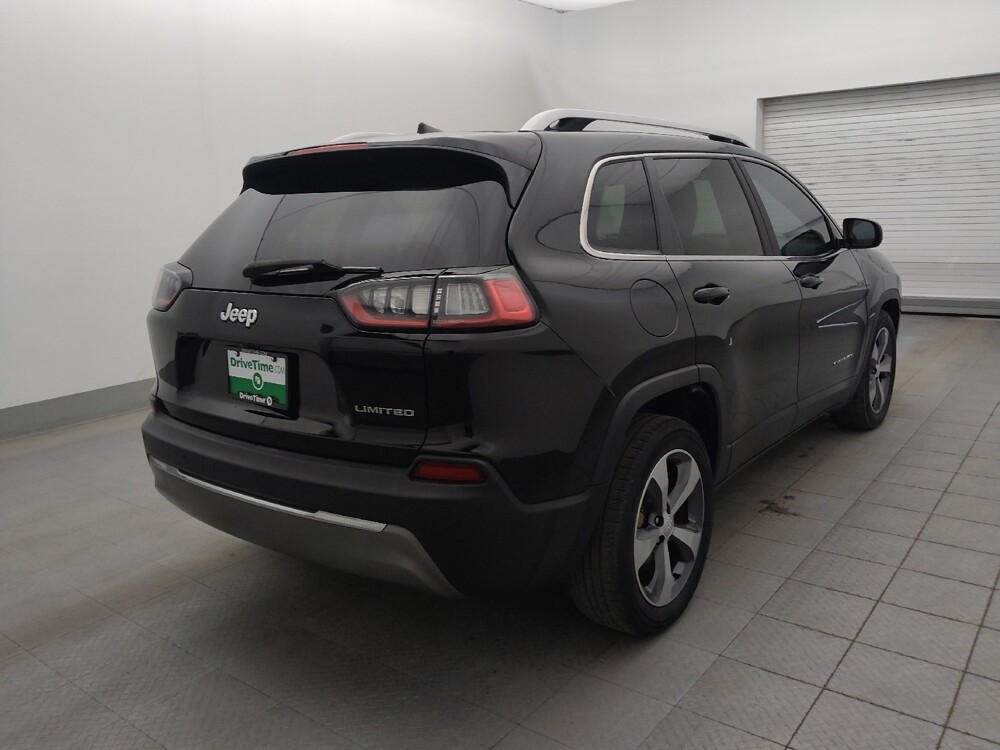 2019 Jeep Cherokee in Tampa, FL 33612 - 18070310 9