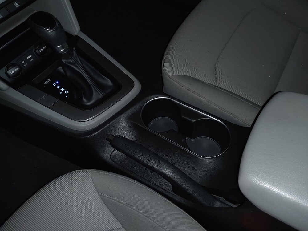 2018 Hyundai Elantra in Fayetteville, NC 28304 - 18070322 26