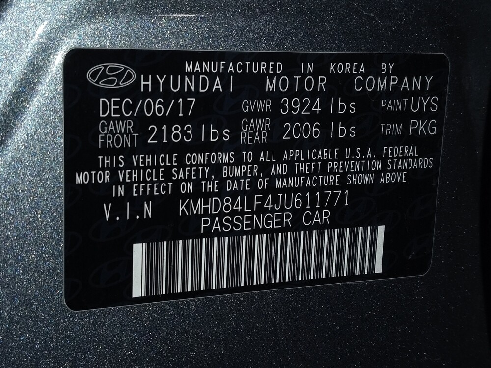 2018 Hyundai Elantra in Fayetteville, NC 28304 - 18070322 33