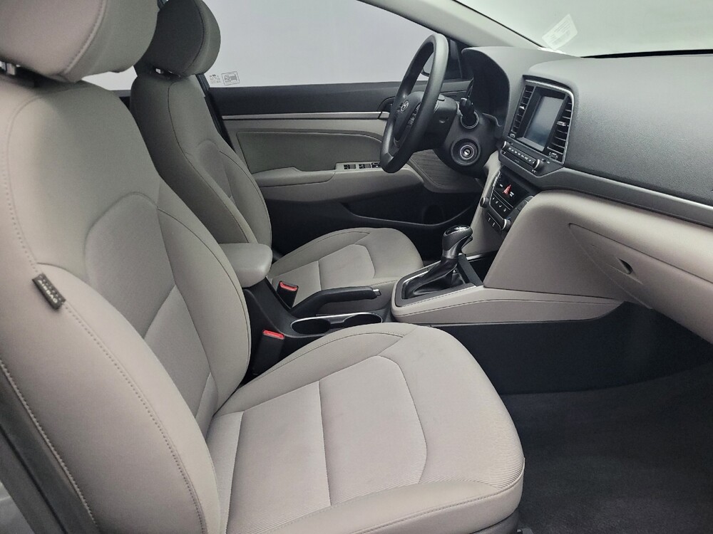 2018 Hyundai Elantra in Fayetteville, NC 28304 - 18070322 21