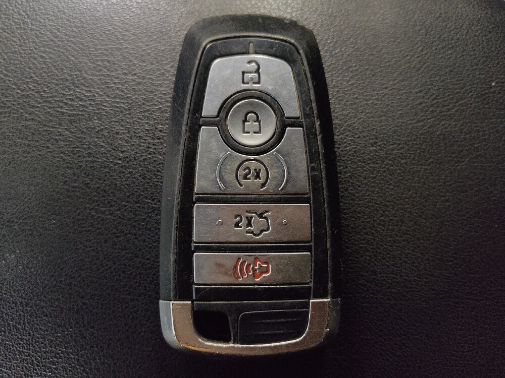 2019 Ford Edge in San Antonio, TX 78238 - 18070331 32