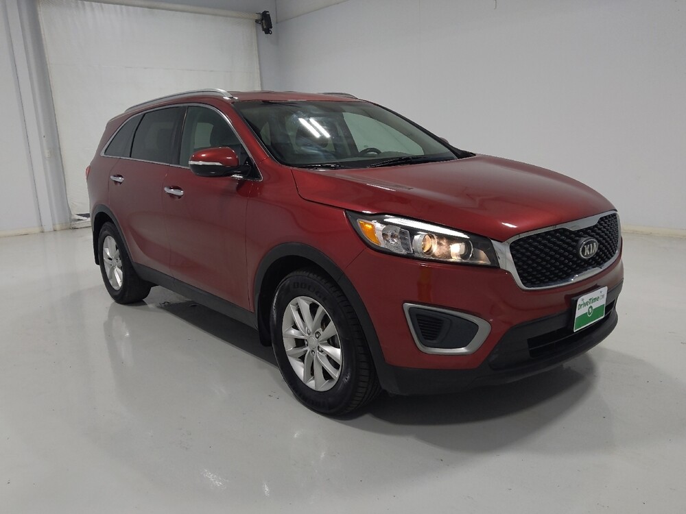 2016 Kia Sorento in Columbus, OH 43231 - 18070387 13