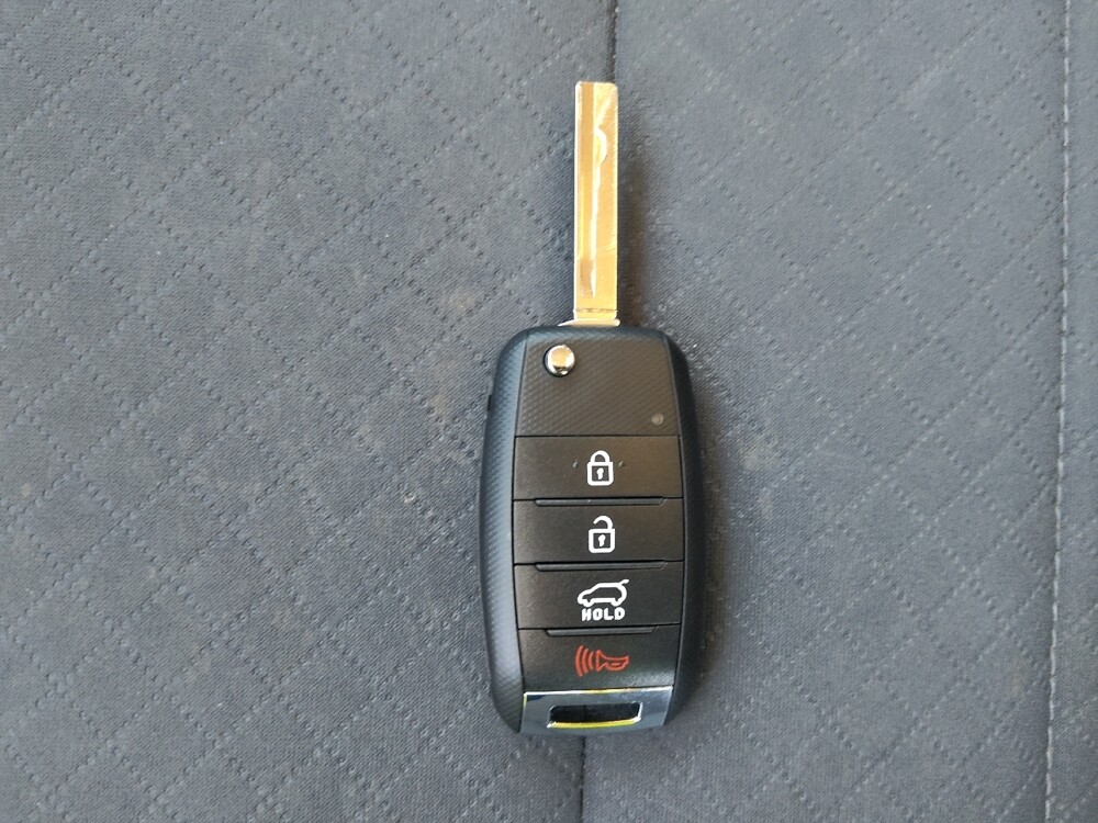 2016 Kia Sorento in Columbus, OH 43231 - 18070387 32