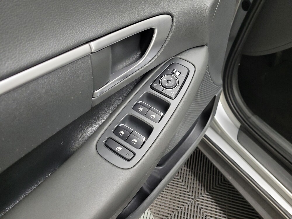 2022 Hyundai Sonata in Langhorne, PA 19047 - 18070406 27