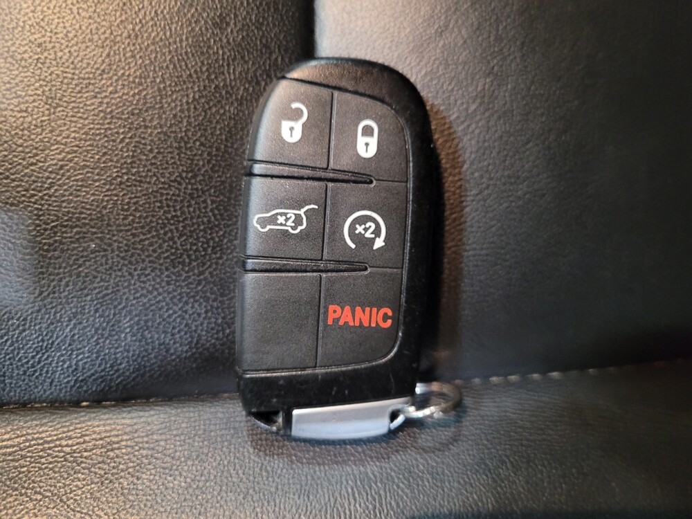 2020 Jeep Grand Cherokee in New Castle, DE 19720 - 18070420 32