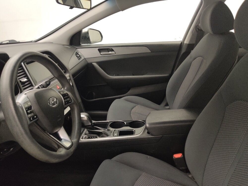 2019 Hyundai Sonata in Midlothian, IL 60445 - 18070436 17