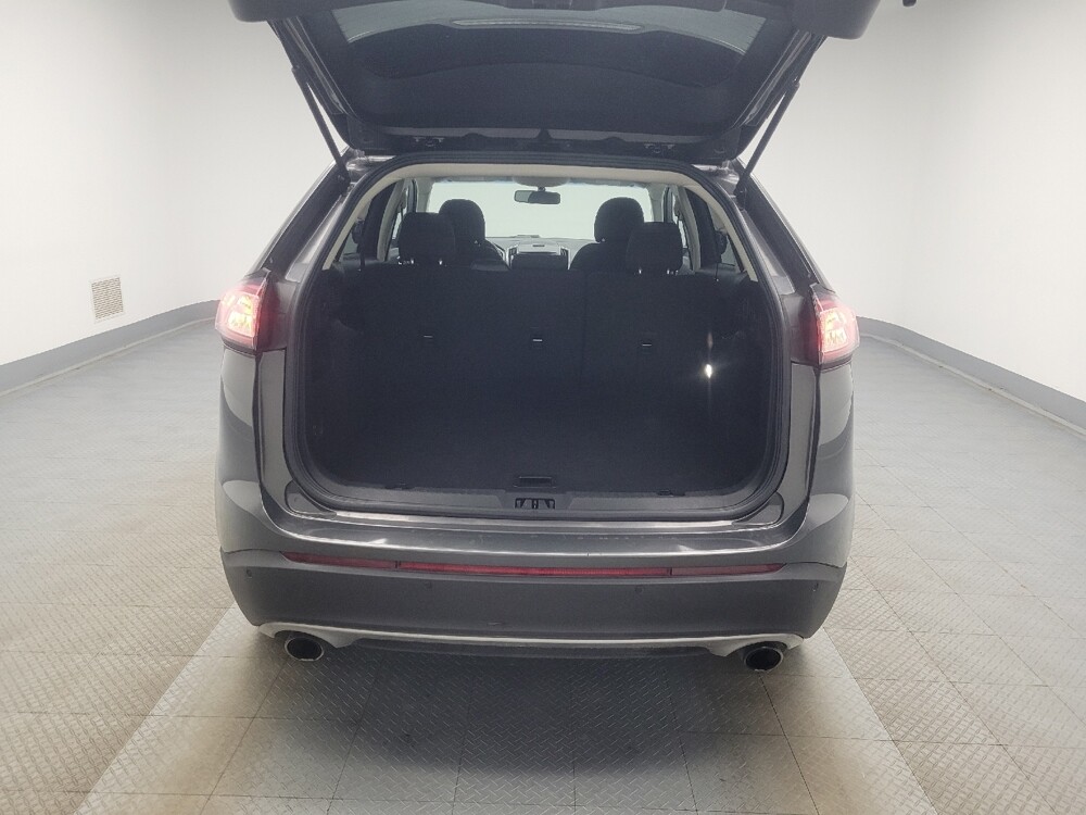 2017 Ford Edge in Highland, IN 46322 - 18070443 29
