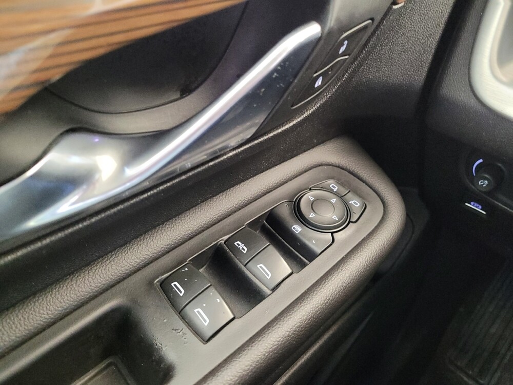 2020 GMC Terrain in Fairfield, OH 45014 - 18070467 27