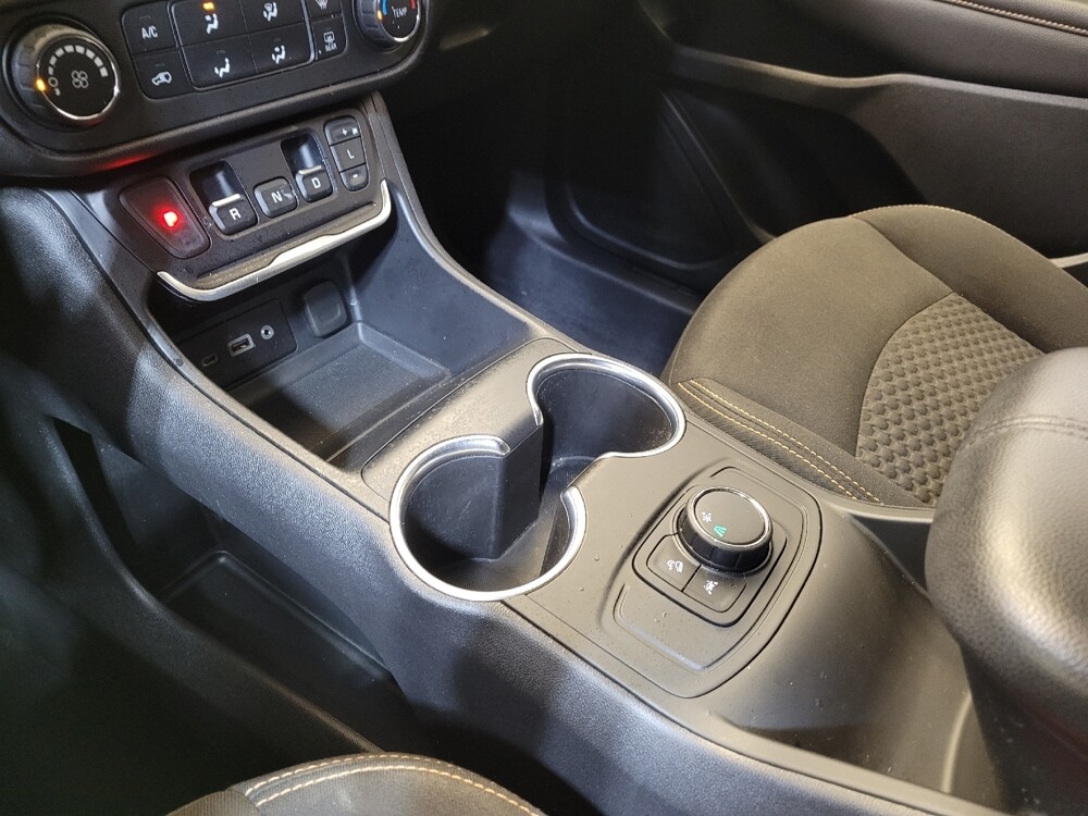 2020 GMC Terrain in Fairfield, OH 45014 - 18070467 26