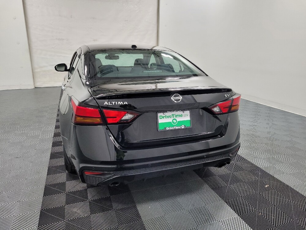 2020 Nissan Altima in Allentown, PA 18103 - 18070491 6