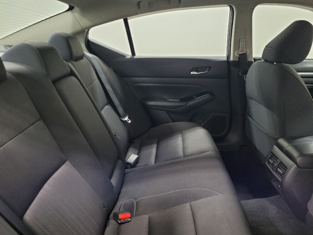 2020 Nissan Altima in Allentown, PA 18103 - 18070491 19