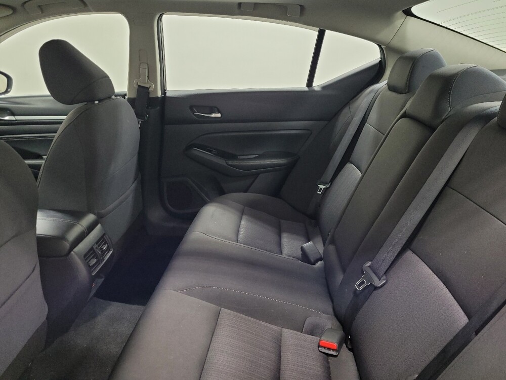 2020 Nissan Altima in Allentown, PA 18103 - 18070491 18