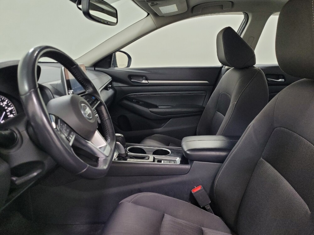 2020 Nissan Altima in Allentown, PA 18103 - 18070491 17