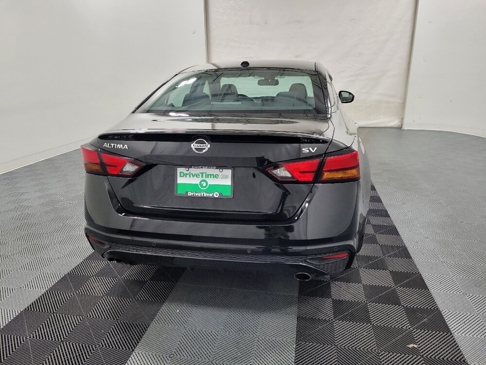2020 Nissan Altima in Allentown, PA 18103 - 18070491 7