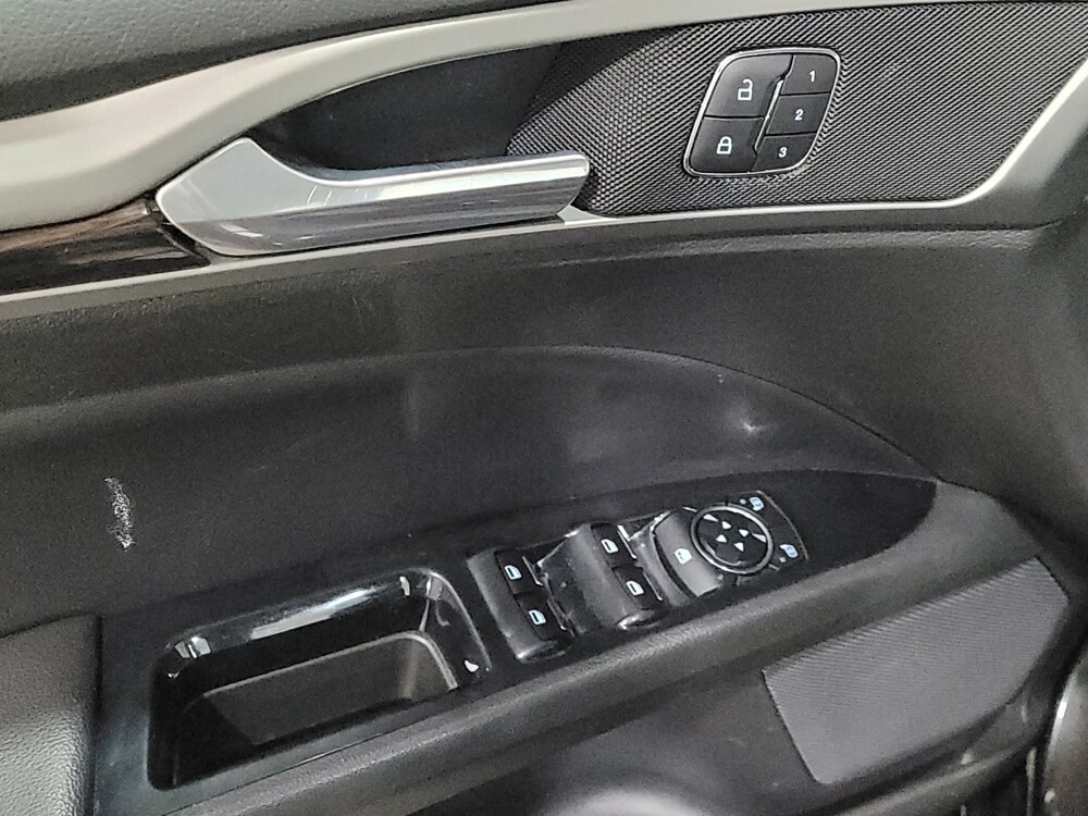 2013 Ford Fusion in Woodbridge, VA 22191 - 18070503 27