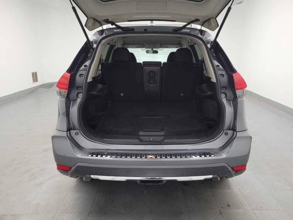 2017 Nissan Rogue in Miamisburg, OH 45342 - 18070539 29