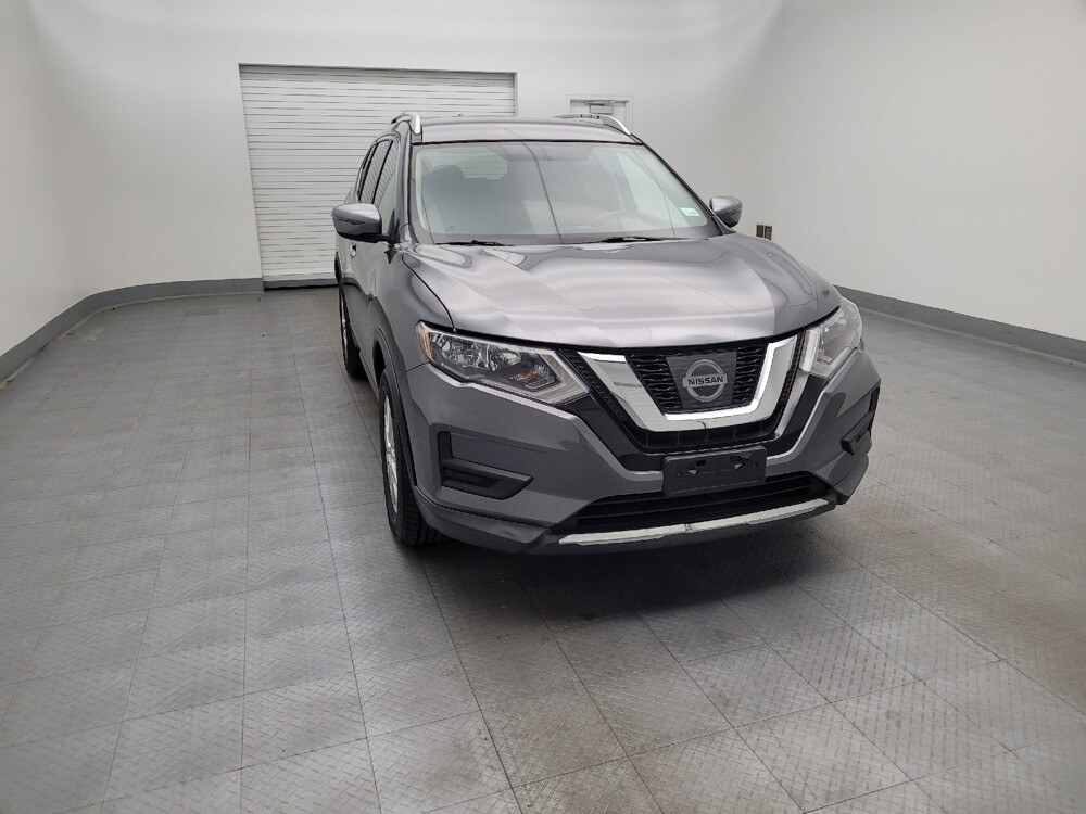 2017 Nissan Rogue in Miamisburg, OH 45342 - 18070539 14