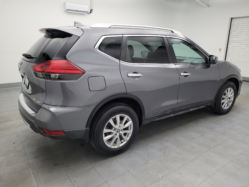 2017 Nissan Rogue in Miamisburg, OH 45342 - 18070539 10