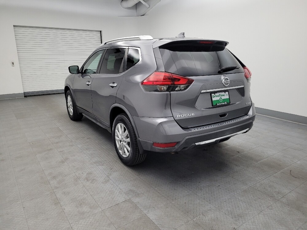 2017 Nissan Rogue in Miamisburg, OH 45342 - 18070539 5