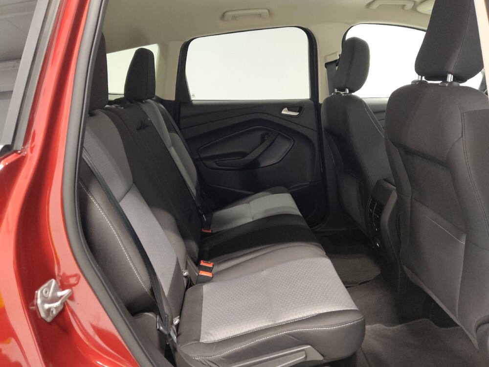 2019 Ford Escape in Columbus, OH 43228 - 18070551 19