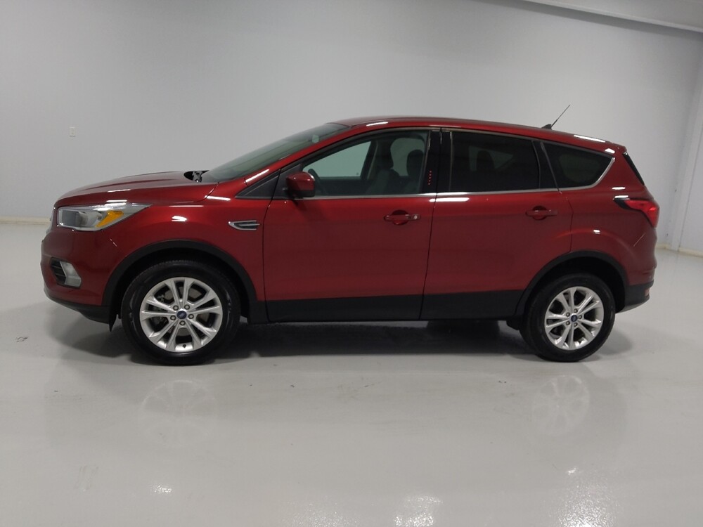 2019 Ford Escape in Columbus, OH 43228 - 18070551 2
