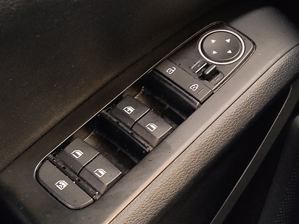 2020 Kia Soul in Savannah, GA 31419 - 18070582 27