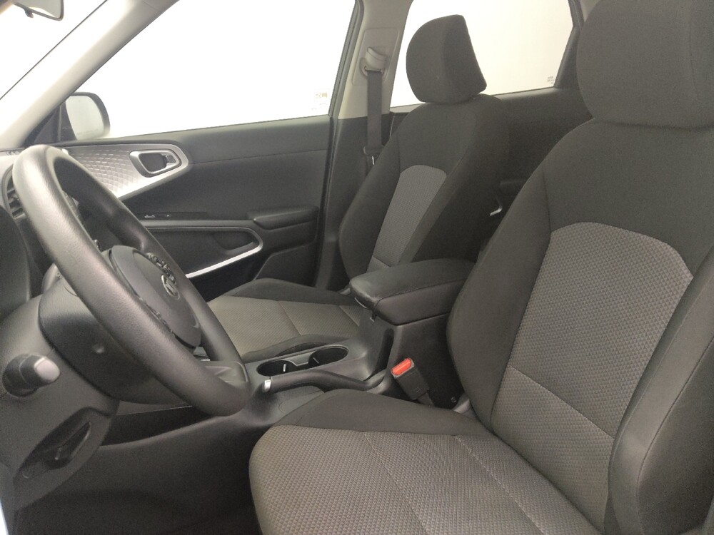 2020 Kia Soul in Savannah, GA 31419 - 18070582 17