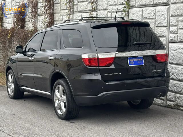 2013 Dodge Durango in Decatur, GA 30032 - 18070599 4